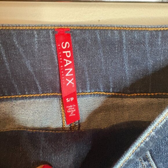 Spanx raw hem flare pull on jeans - Picture 4 of 5